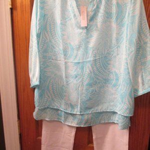 CHICO'S SIZE 3 AQUA TOP